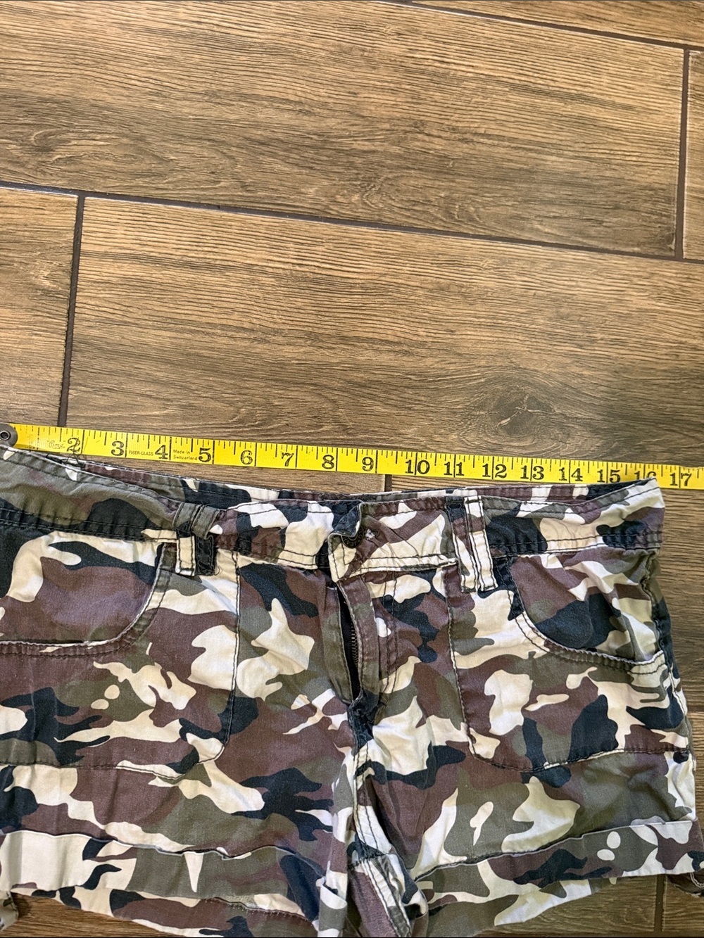 BONGO Women's Camo Cargo Shorts - Green/Brown - Picture 4 of 6